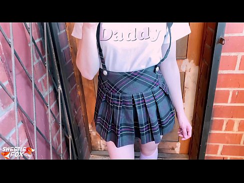 ❤️ Školáčka jej hlboko vysaje penis a namiesto vyučovania šuká. ❤❌ Porno na nás ️❤