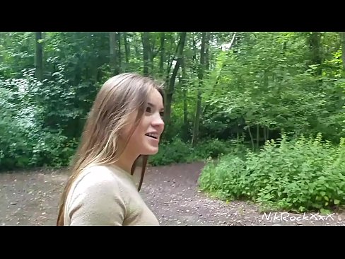 ❤️ Navrhol som Evelíne, aby sme si to rozdali na verejnom mieste! Povedala áno. Potom som ju jebala do zadku a vystriekala sa jej do úst. Potom sa vymočila. ❤❌ Porno na nás ️❤